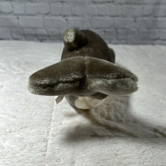 Seaworld Park Gray White Bottlenose Dolphin Plush 14 In Blue Eyes Stuffed Animal - Picture 9 of 13